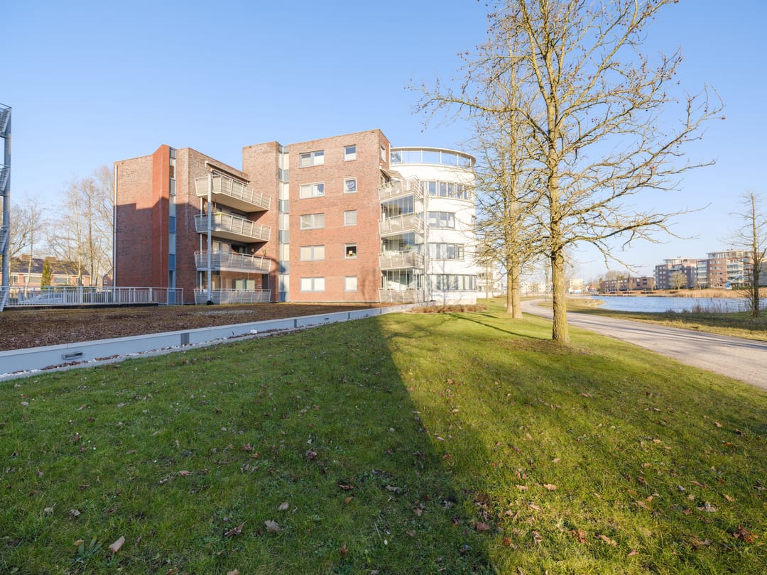 Photo 1 of Mevrouw De Rooweg 143