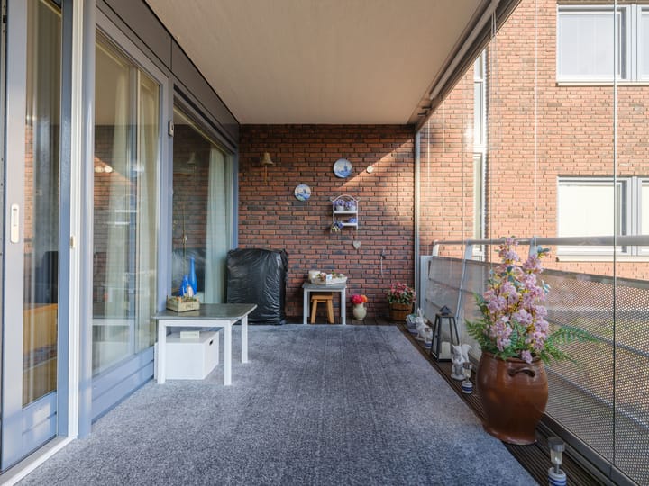 Foto 12 van Mevrouw De Rooweg 143