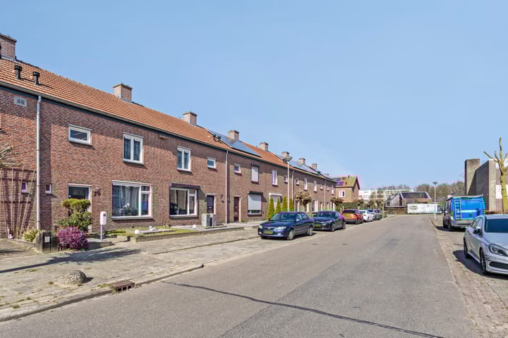 Foto 26 van Pastoor van der Gaetstraat 79