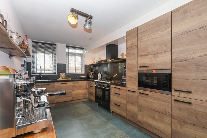 Foto 22 van Rooseveltlaan 5