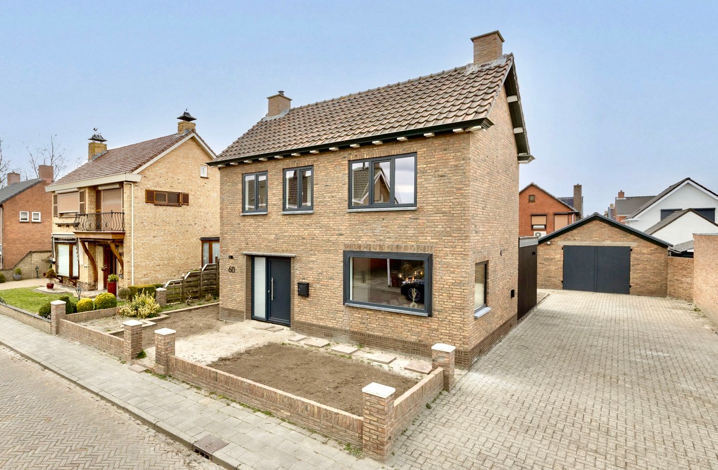 Foto 5 van Dahliastraat 60