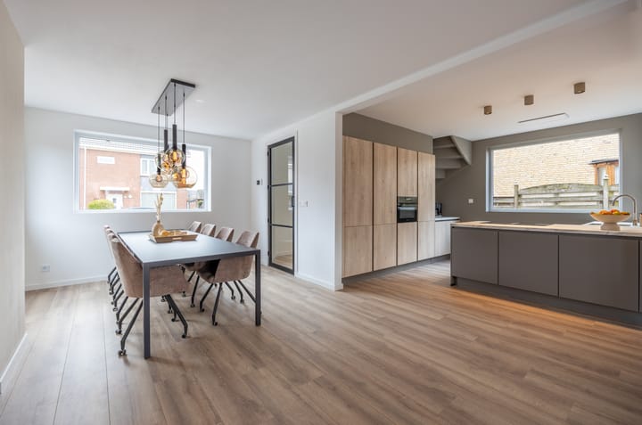 Foto 15 van Dahliastraat 60