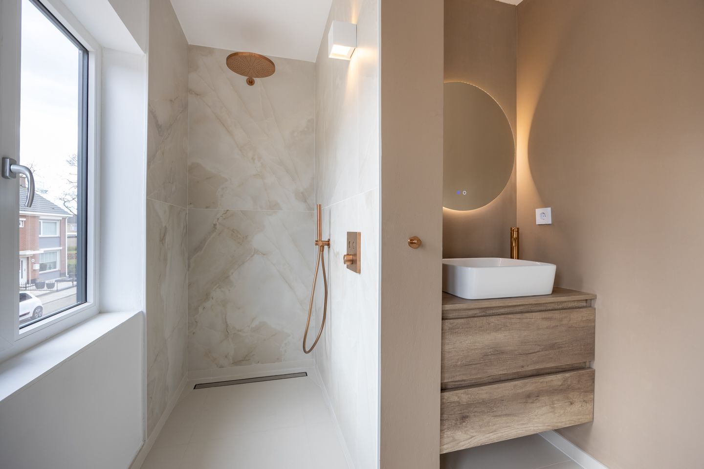 Foto 34 van Dahliastraat 60