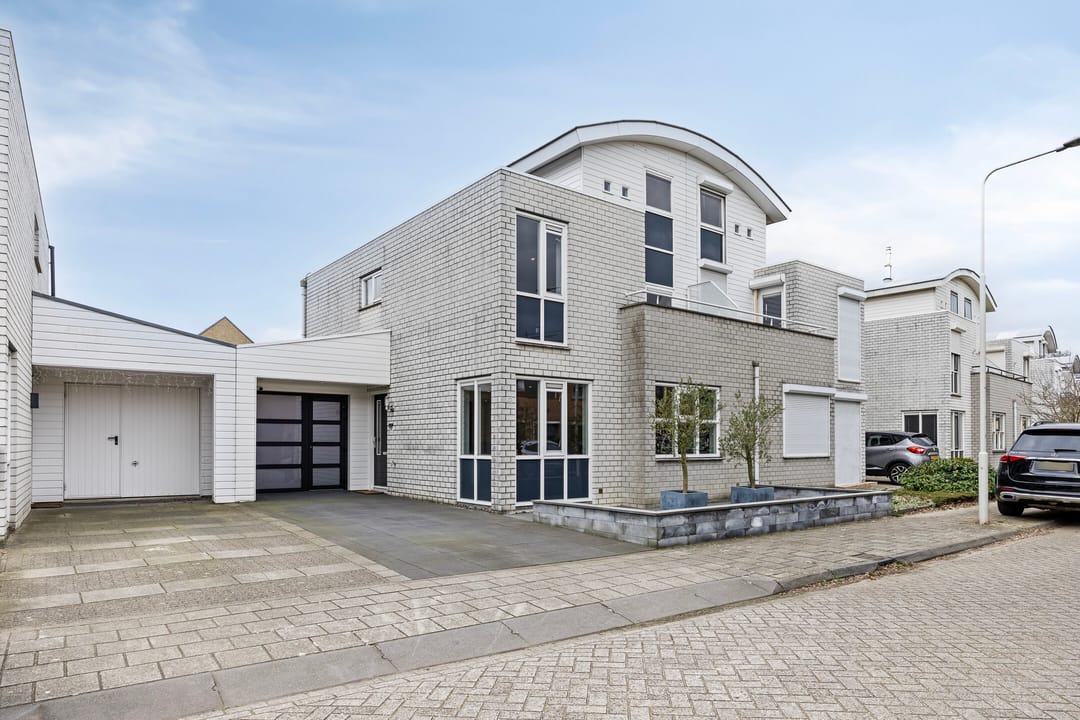 Photo 1 of Jane Addamsstraat 20