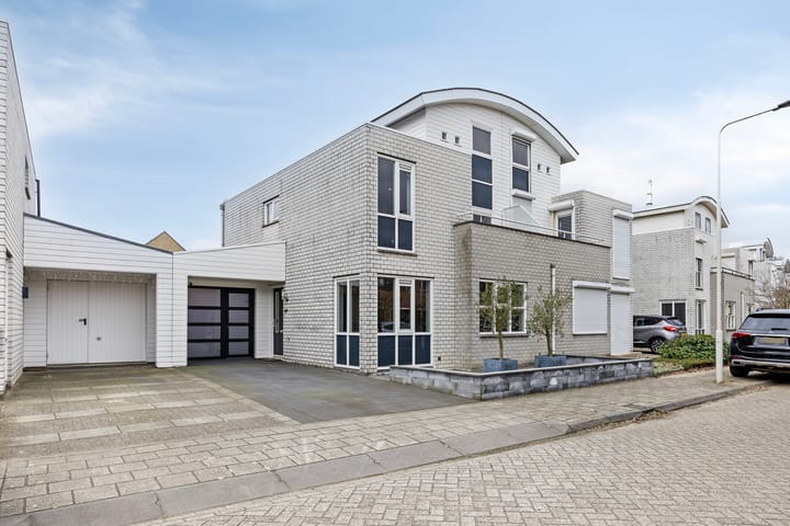 Foto 1 van Jane Addamsstraat 20