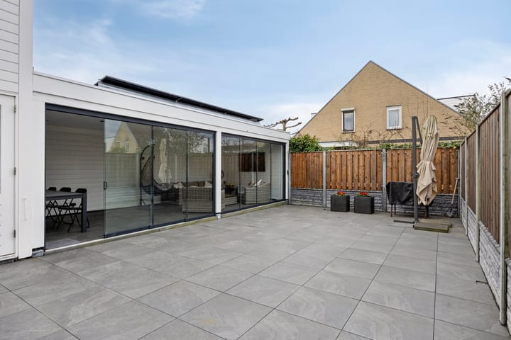 Foto 38 van Jane Addamsstraat 20