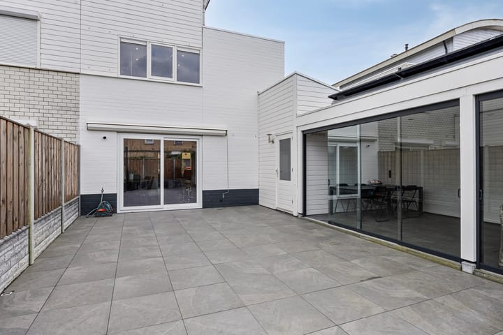 Foto 41 van Jane Addamsstraat 20