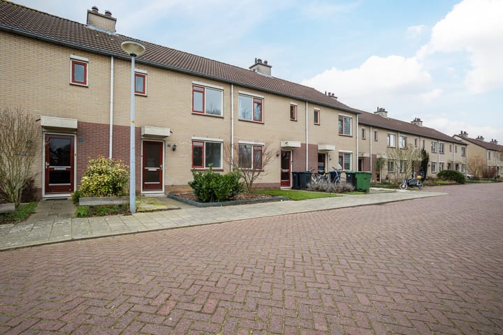 Foto 7 van Hallsteinstraat 57