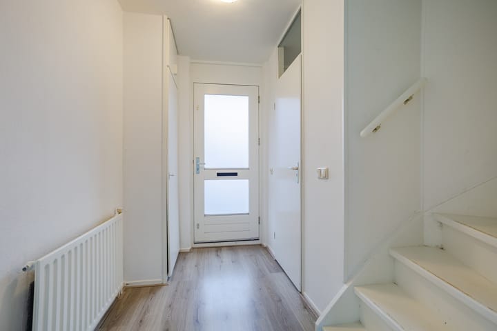 Foto 8 van Hallsteinstraat 57