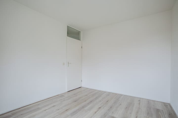 Foto 21 van Hallsteinstraat 57