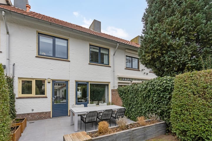 Foto 25 van van Beethovenlaan 22