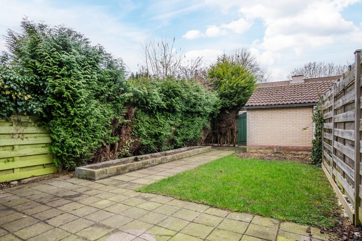 Foto 30 van Hallsteinstraat 57