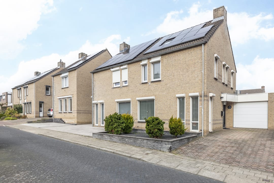 Photo 38 of Eikenlaan 23