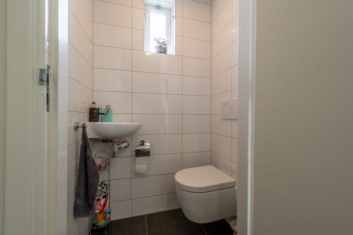 Foto 4 van Admiraal de Ruyterstraat 64