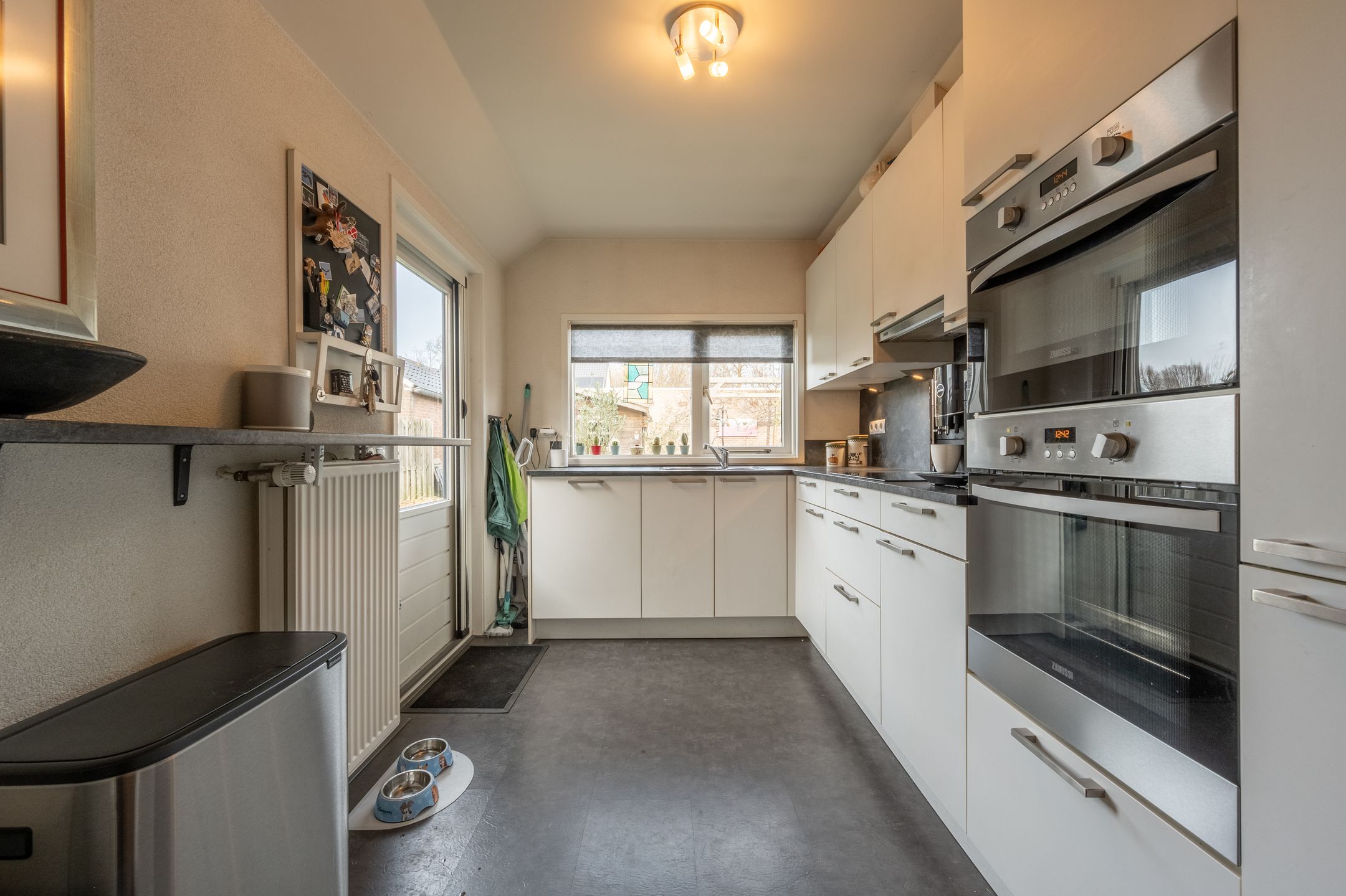 Foto 12 van Admiraal de Ruyterstraat 64