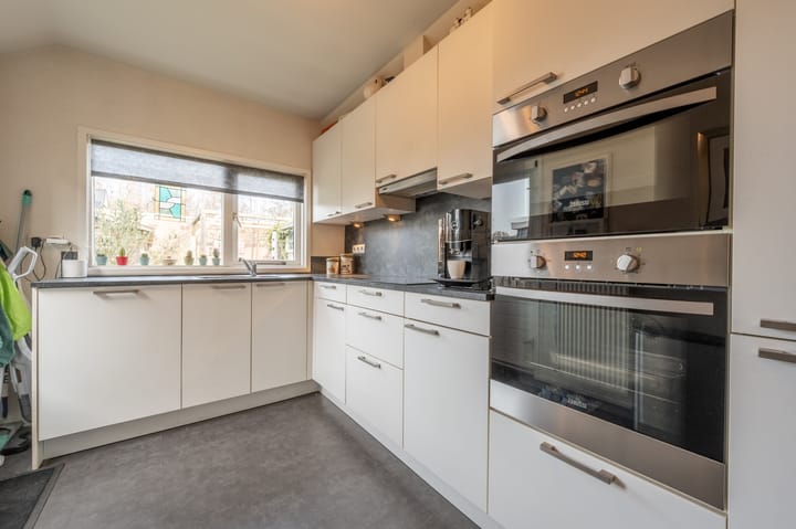 Foto 13 van Admiraal de Ruyterstraat 64