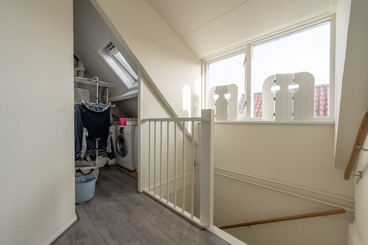 Foto 28 van Admiraal de Ruyterstraat 64