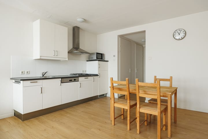 Foto 13 van St Gerardusplein 15-01