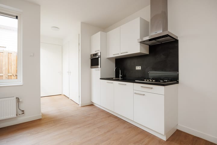 Foto 24 van St Gerardusplein 15-01