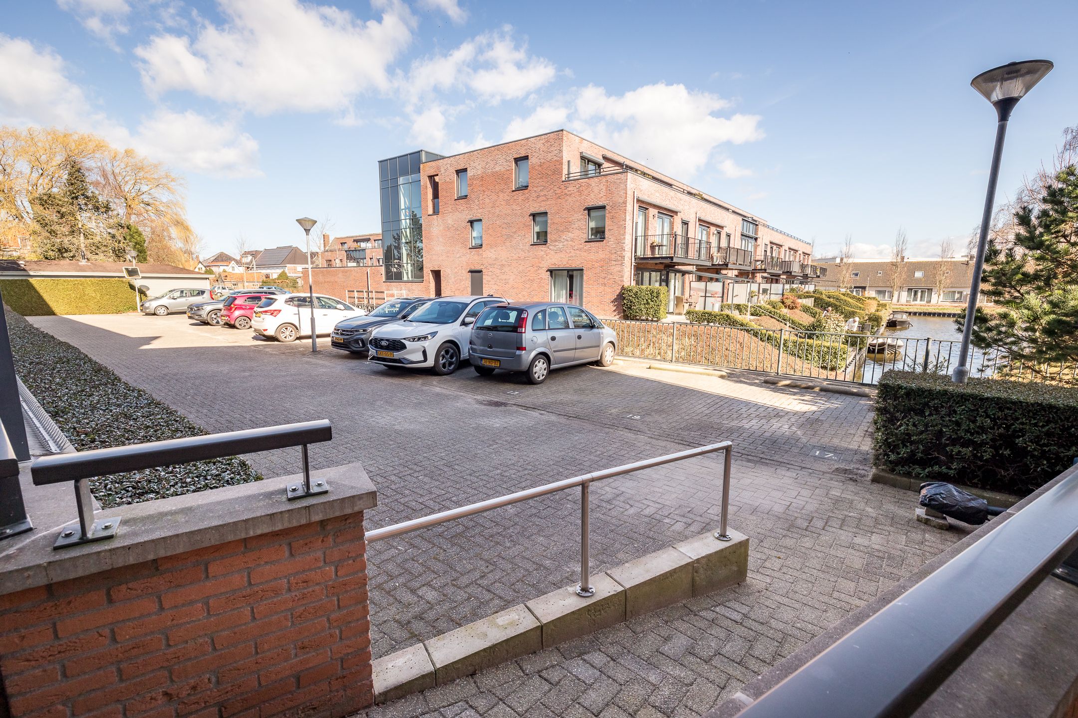 Photo 9 of Outger Jacobszstraat 17-D