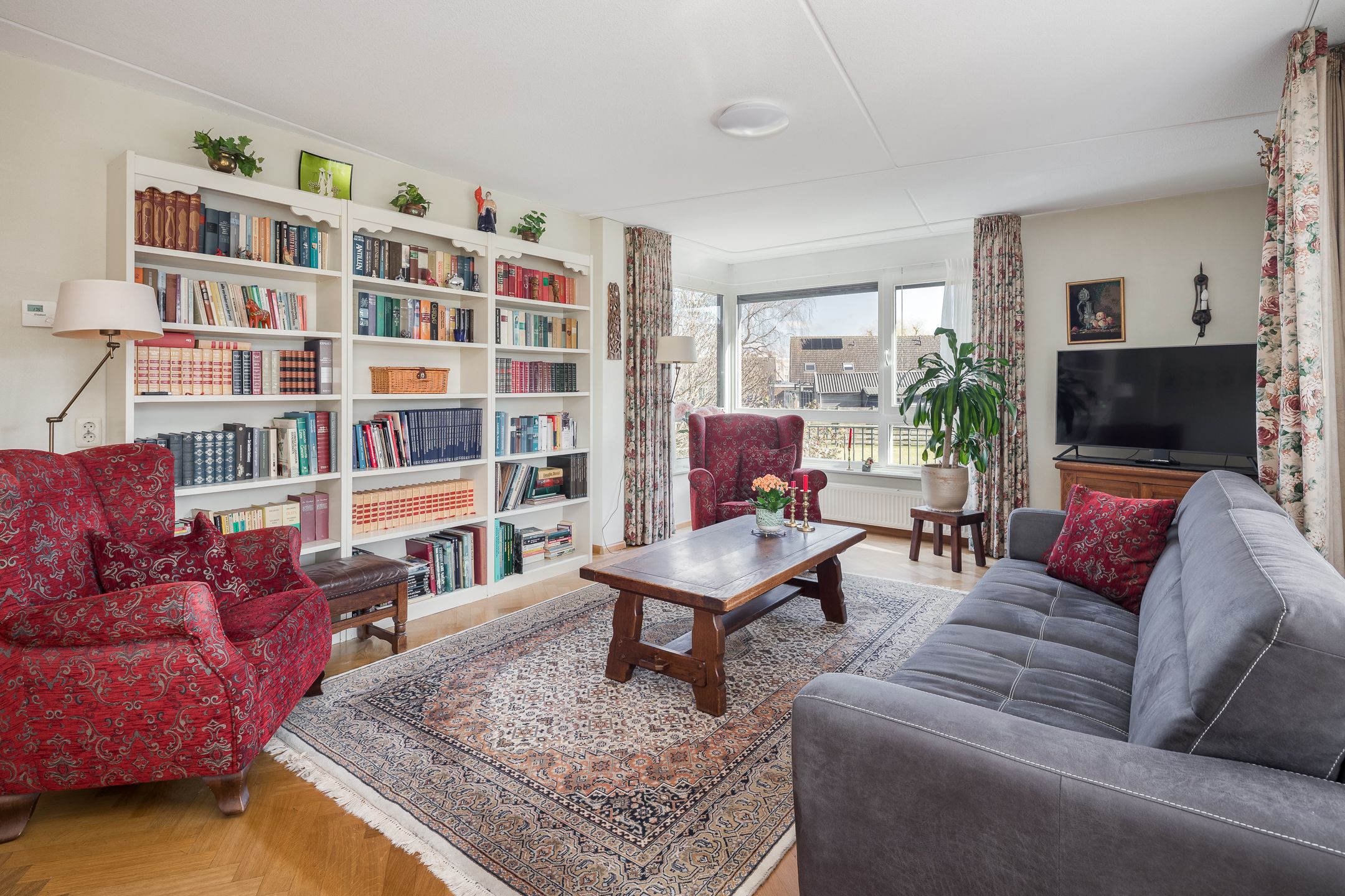 Photo 12 of Outger Jacobszstraat 17-D