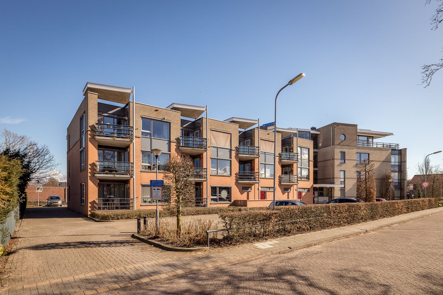 Photo 35 of Outger Jacobszstraat 17-D