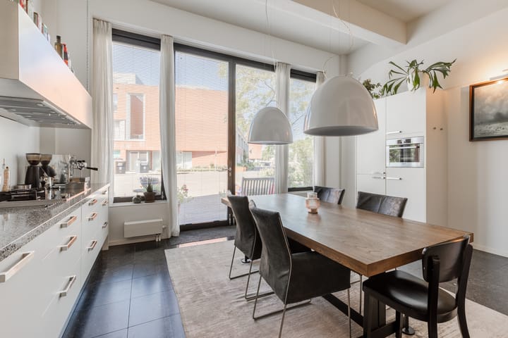 Foto 18 van Max Euweplein 3