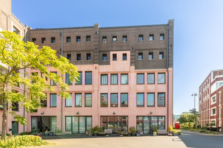 Foto 44 van Max Euweplein 3