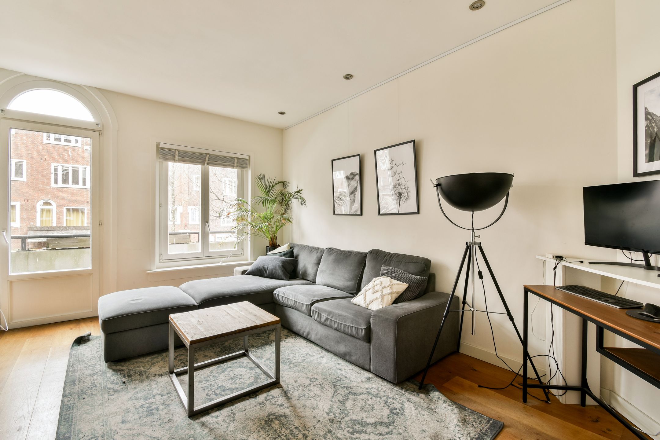 Foto 9 van Aalsmeerweg 25-1