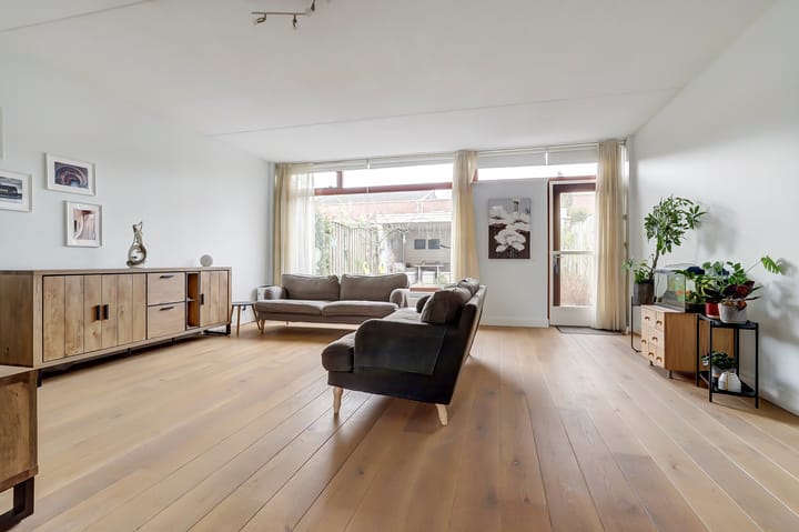 Foto 2 van Grasstrook 8