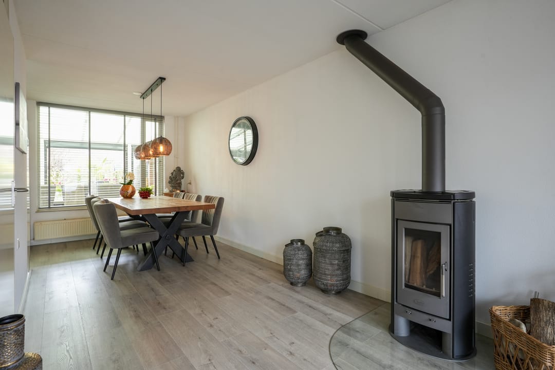 Foto 7 van Deken Hennissenstraat 5