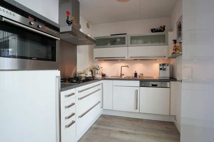 Foto 9 van Deken Hennissenstraat 5