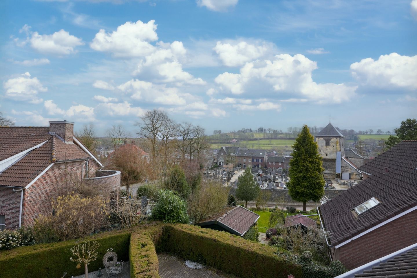 Foto 20 van Deken Hennissenstraat 5