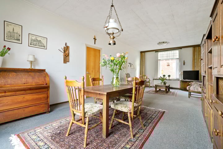 Foto 3 van Deken van Oss-straat 3