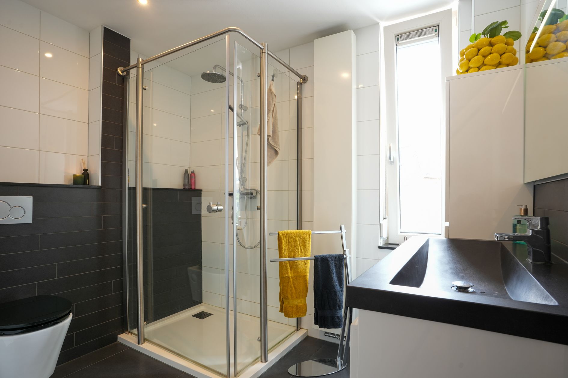 Foto 15 van Deken Hennissenstraat 5