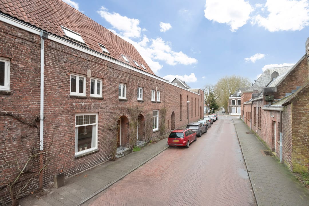 Foto 8 van Deken van Oss-straat 3