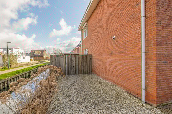 Foto 7 van Van der Ledestraat 1