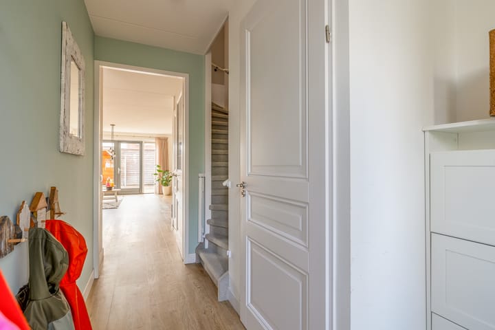 Foto 8 van Van der Ledestraat 1