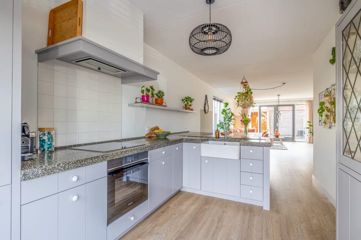 Foto 18 van Van der Ledestraat 1