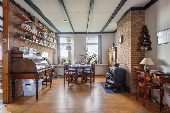 Photo 15 of Barsingerweg 7