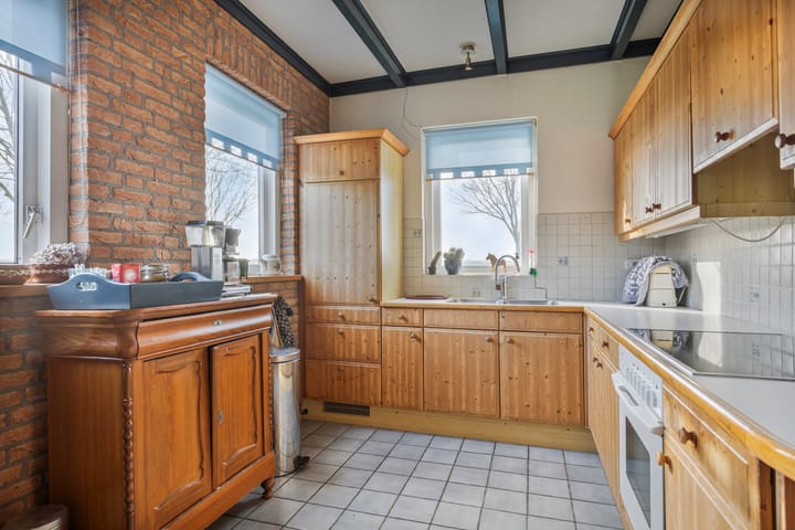 Photo 20 of Barsingerweg 7