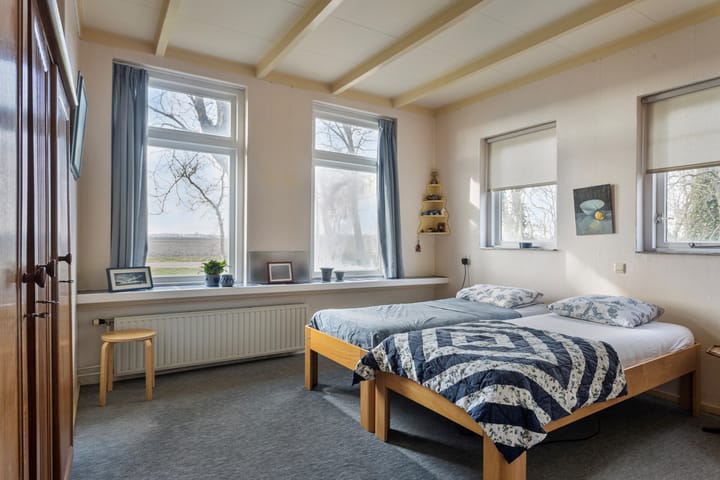 Photo 23 of Barsingerweg 7