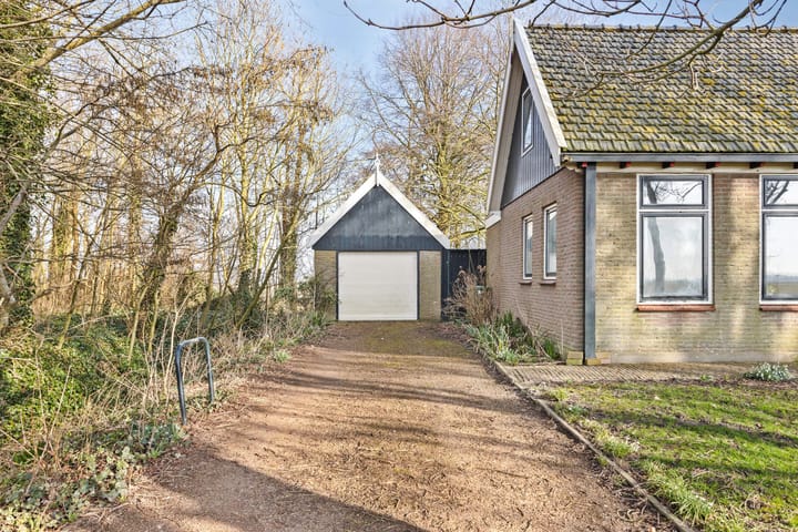 Photo 8 of Barsingerweg 7