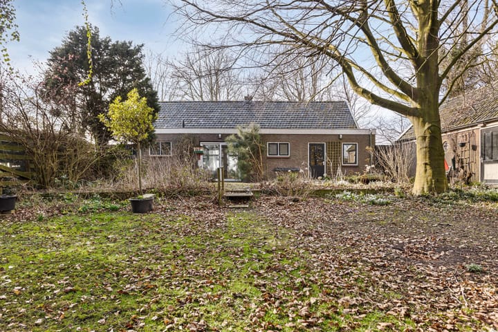 Photo 39 of Barsingerweg 7