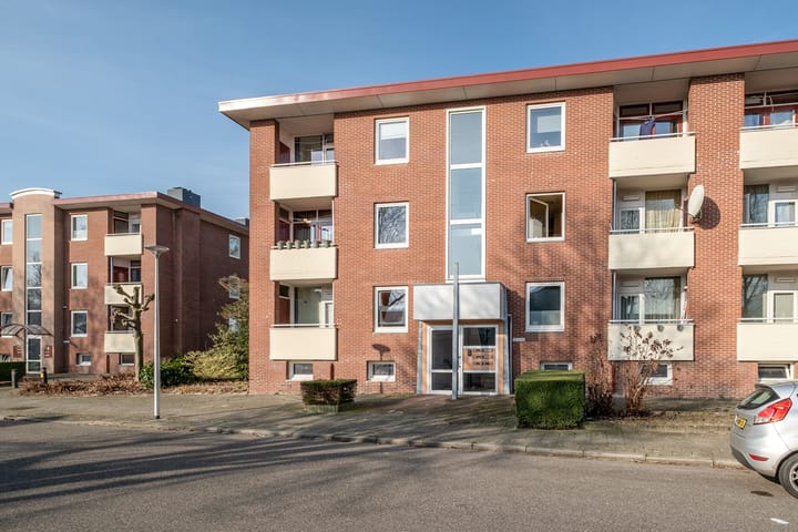 Foto 25 van Oude Lossersestraat 108