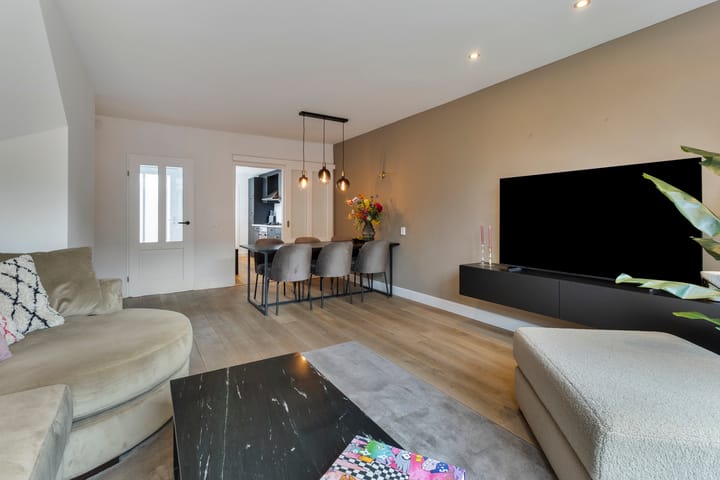 Foto 9 van Wingerd 17