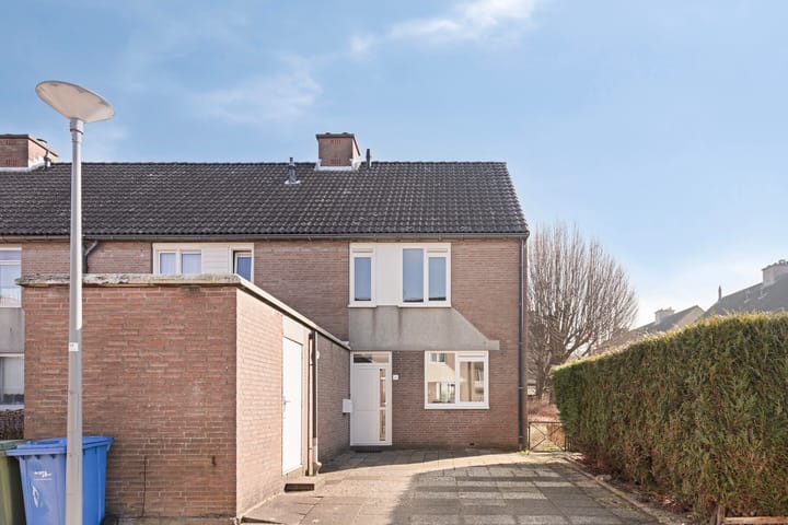 Foto 9 van Plevier 24