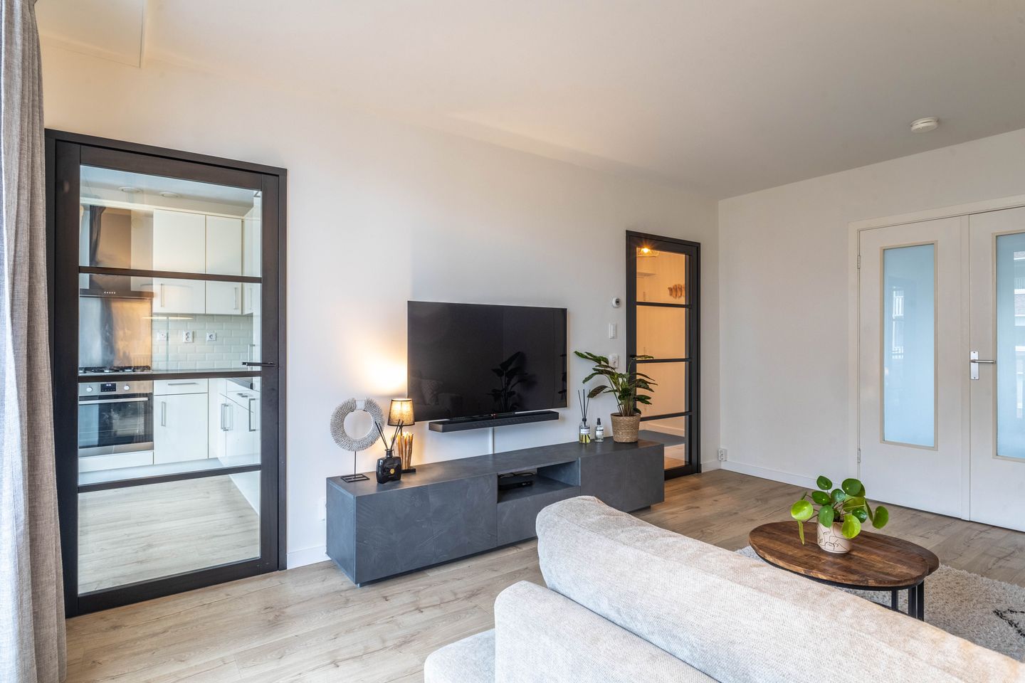 Foto 4 van Jan van Schaffelaarplantsoen 3-B