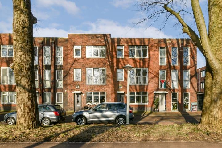 H.M. Kraaijvangerstraat 35