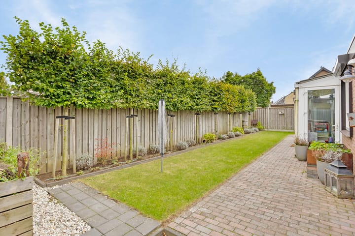 Photo 25 of Christinalaan 1-A